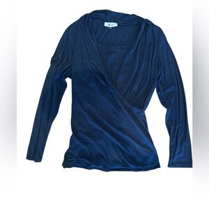 Super soft maternity shirt